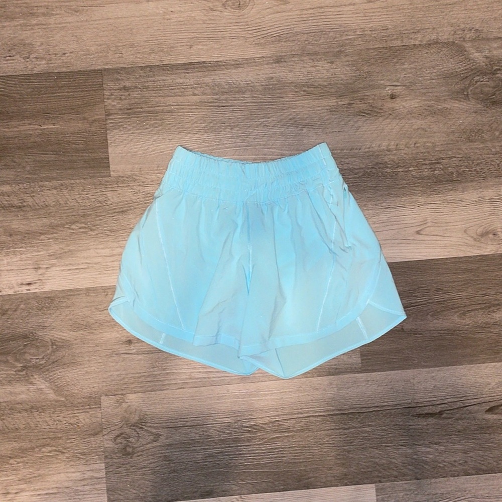 lululemon tracker shorts